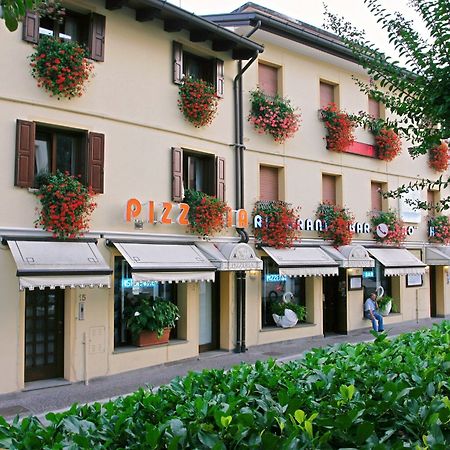 Hotel Ristorante Cigno Latisana Extérieur photo